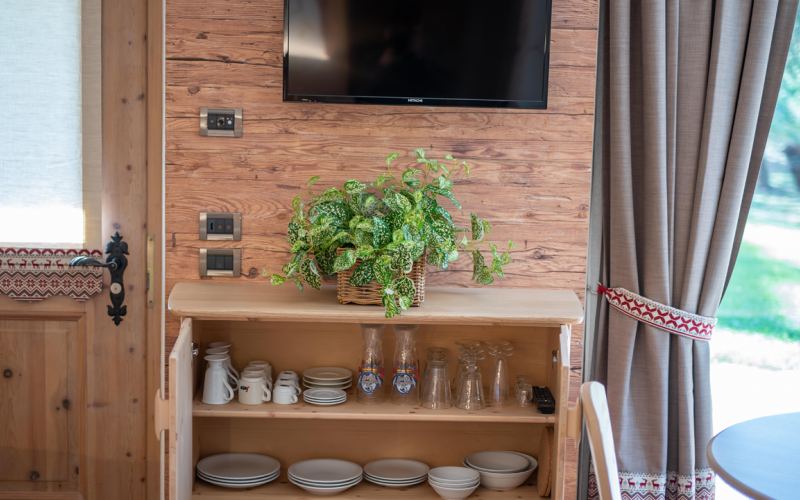 Forcola Chalet Snowflake