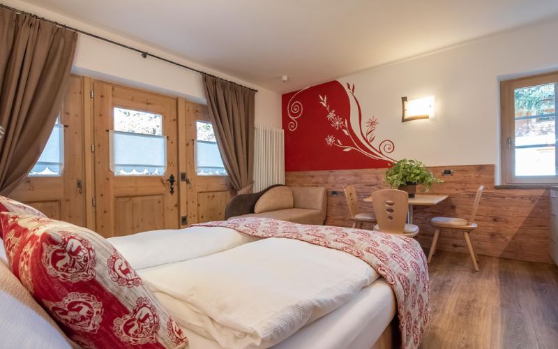 Lach Chalet Snowflake