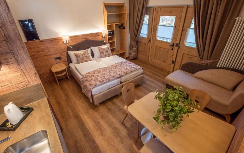 Lach Chalet Snowflake