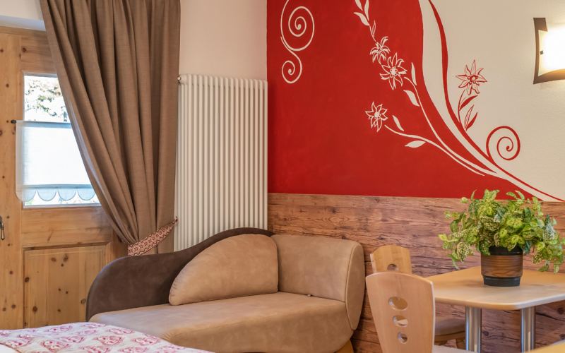 Lach Chalet Snowflake