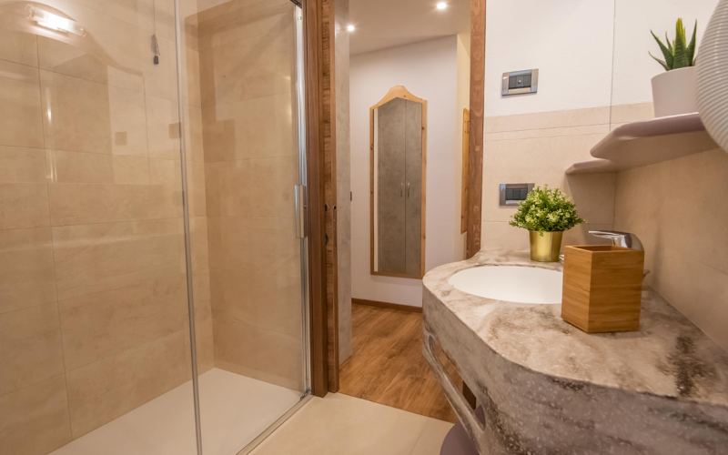 Lach Chalet Snowflake