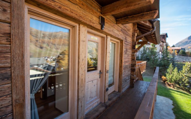 Parè Chalet Snowflake